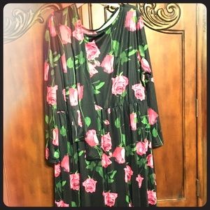 Pretty maxi dress.New without tags.